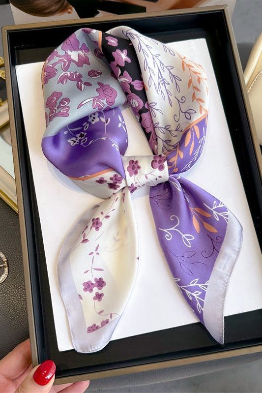 Johanne | Silkesjal Violetta